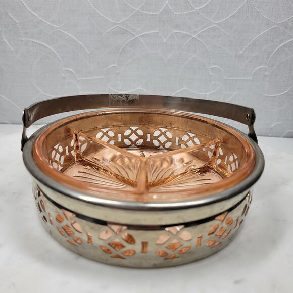 Vintage Pink Depression Handled Trinket Dish 5" Divided Relish Serving Tray - Picture 3 of 12